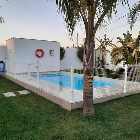 فيلة La Casita De La Florida كونيل ذي لا فرونتيرا